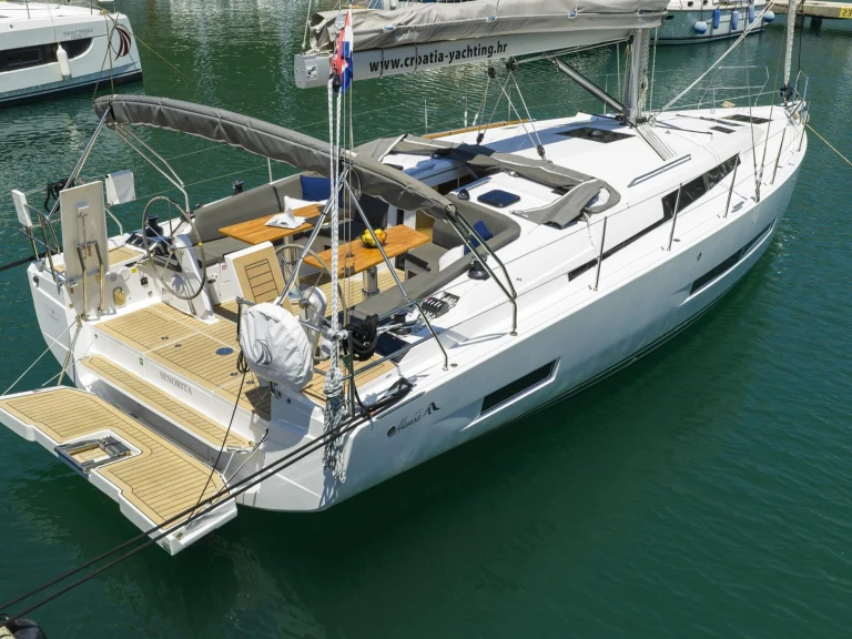 Louer Voilier avec ou sans skipper Hanse à Komolac