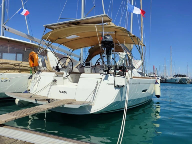 Location bateau Jeanneau Sun Odyssey 449 à Lefkáda sur Samboat