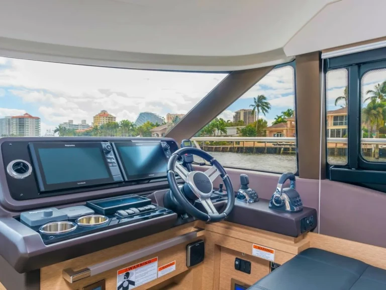 Location bateau Sunseeker Manhattan 56 à Zanzibar sur Samboat