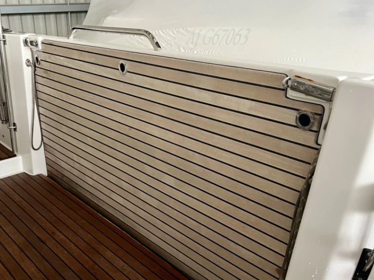 Location bateau Ajaccio pas cher FLYER 9 SUNdeck