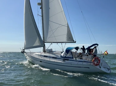 Wynajmij Bavaria Bavaria 37.2 w Cádiz