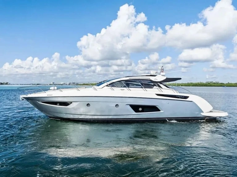 Location bateau Azimut Atlantis 48 à City of Cape Town sur Samboat