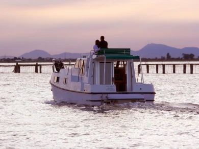 Bareboat Rental Houseboat  with a boat licence