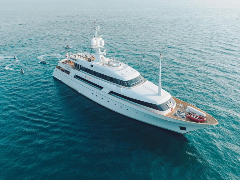 Location Yacht Codecasa avec permis