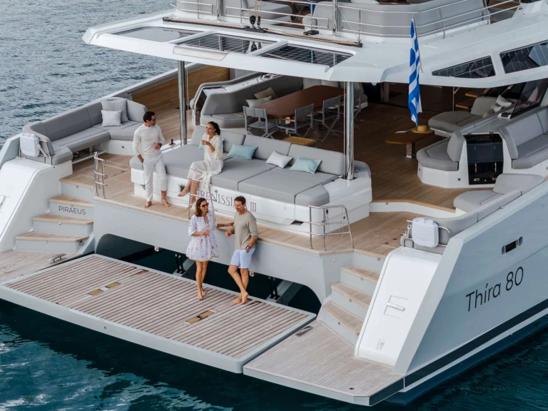 Fountaine Pajot SERENISSIMA III a louer à Athènes