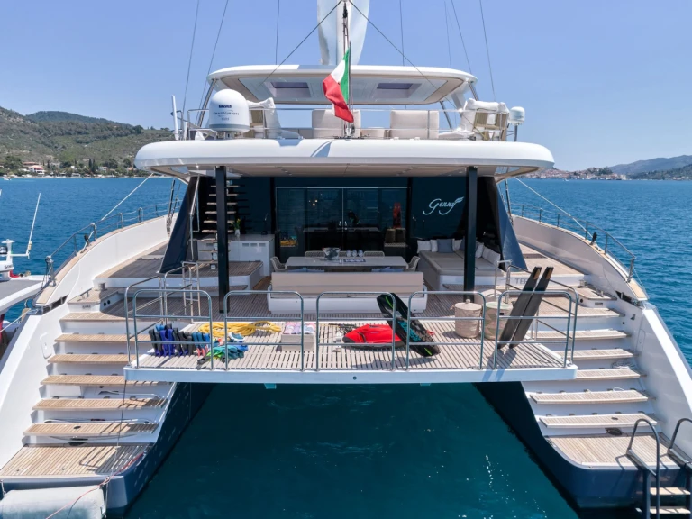 Location bateau Athènes pas cher GENNY