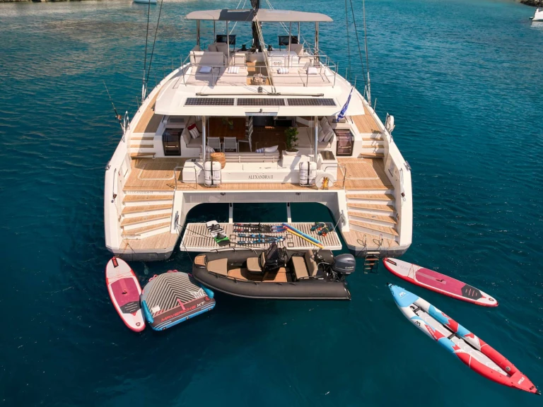 Location Yacht Fountaine Pajot avec permis