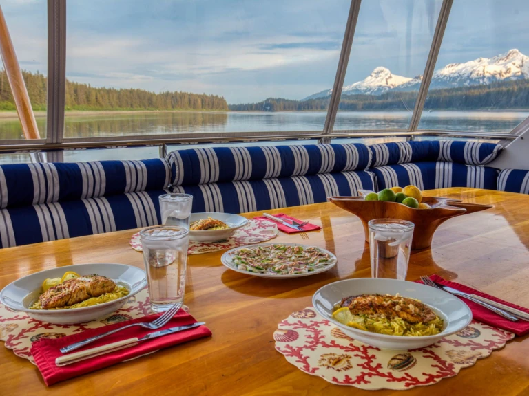 Location Yacht à Alaska - Broward MY LADY ALASKA