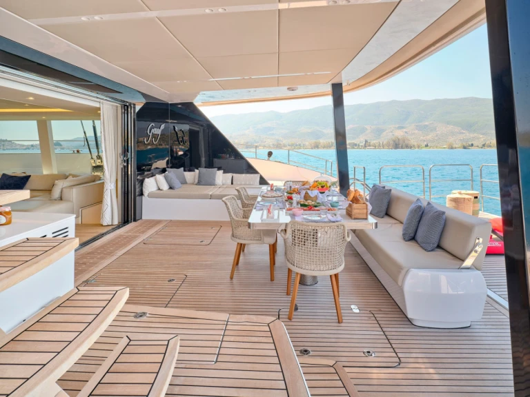 Yacht à louer à Athènes au meilleur prix