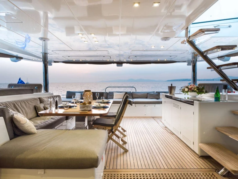 Location Yacht à Athènes - Lagoon SELENE