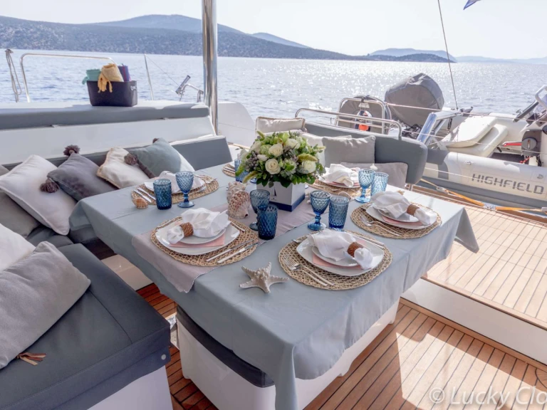 Location bateau Santorin (Île) pas cher LUCKY CLOVER 