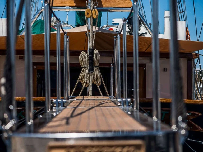 Louer Yacht avec ou sans skipper Custom Gulet-Motor Sailor à Athènes