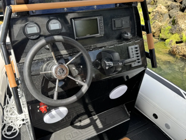 Louer Semi-rigide avec ou sans skipper 3D Tender à La Forêt-Fouesnant