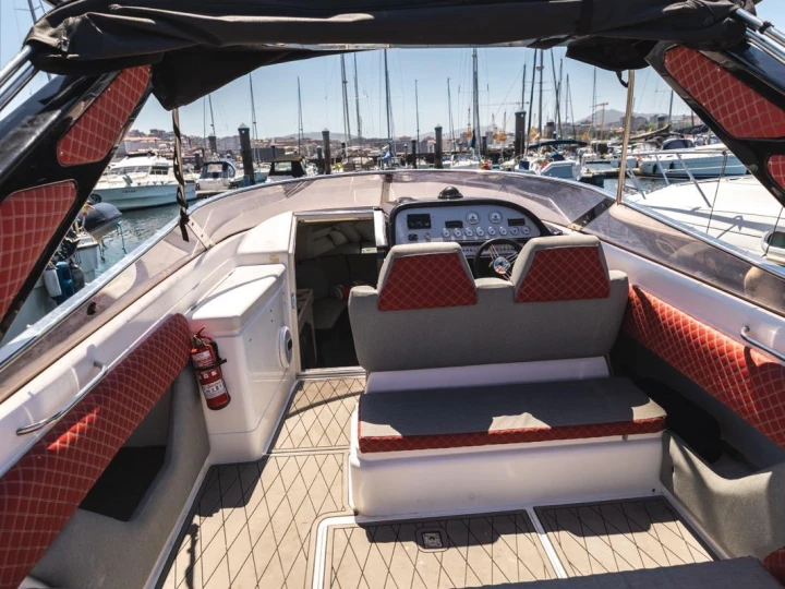 Location bateau Vigo pas cher Tomahawk 37