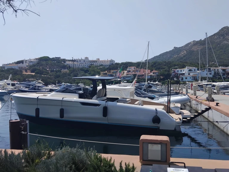 Louez un Bellini Yachts Astor 36 à Porto Cervo
