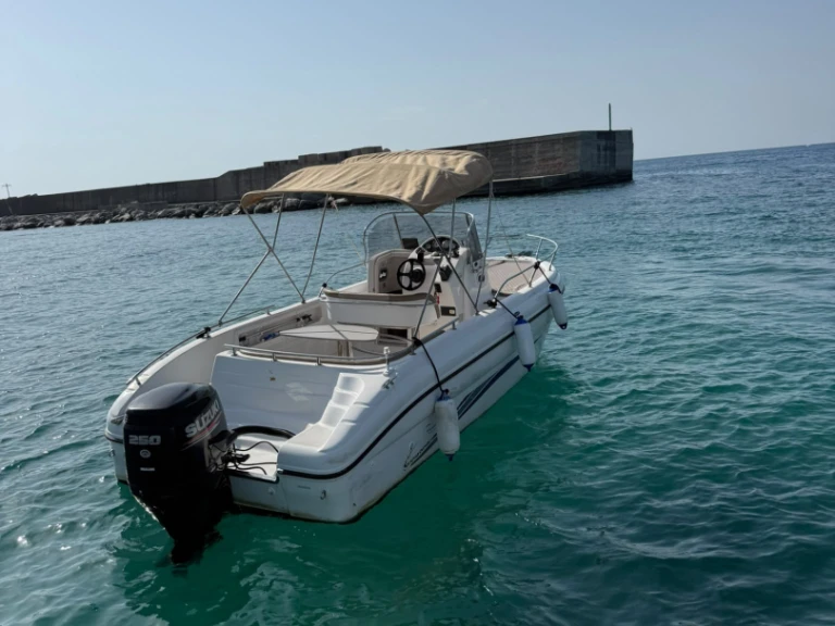 Location à Italie - Ranieri Shadow 24 S sur SamBoat