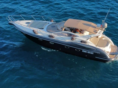 Bareboat Rental Motorboat Azimut with a boat licence