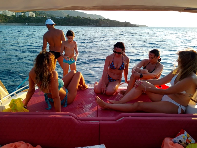 Location bateau Cranchi Aquamarina 31 à Cefalù sur Samboat