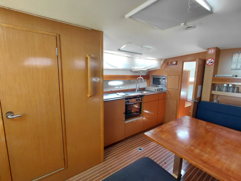 Location bateau Lefkáda pas cher Bavaria 43 Cruiser