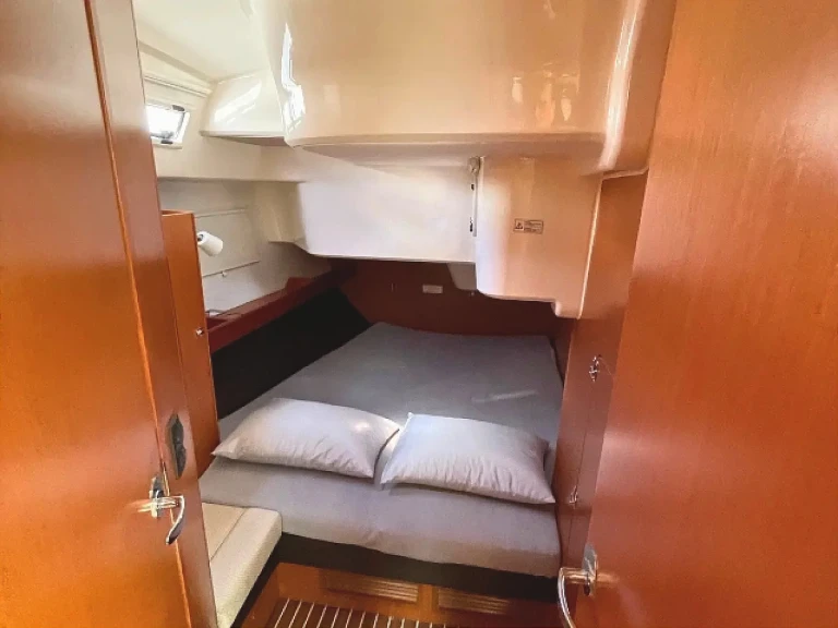 Louer Voilier avec ou sans skipper Bavaria à Álimos