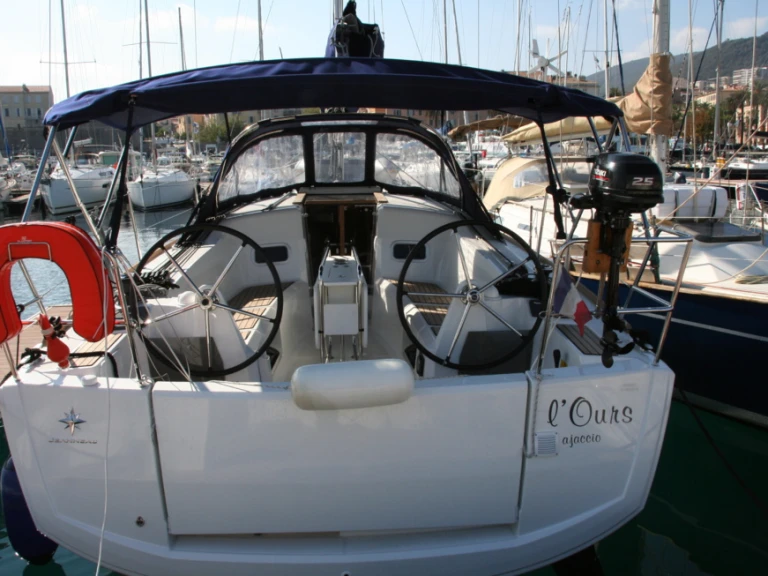 Location à Ajaccio - Jeanneau Sun Odyssey 349 sur SamBoat