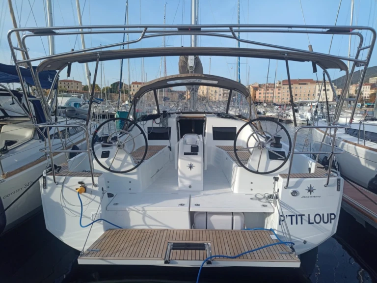 Location Voilier Jeanneau avec permis