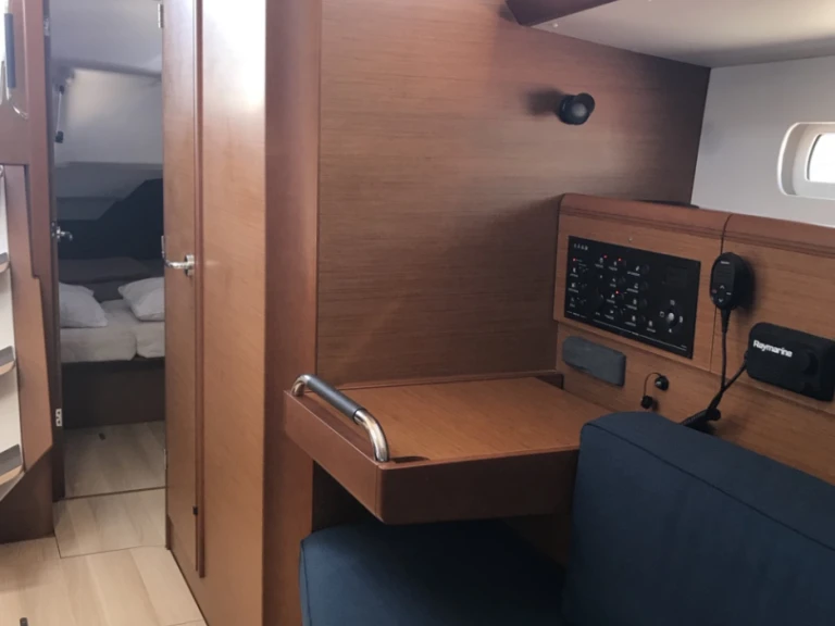Louez un Jeanneau Sun Odyssey 389 à Ajaccio