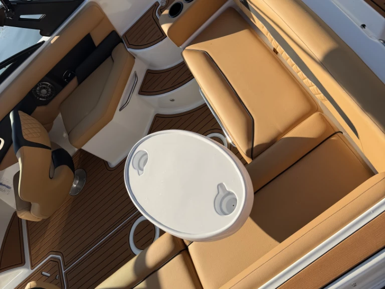 Location à Aix-les-Bains - Four Winns HD 200 OB sur SamBoat