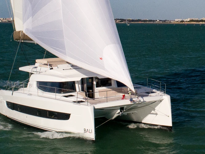 Catamaran à louer à Ajaccio au meilleur prix