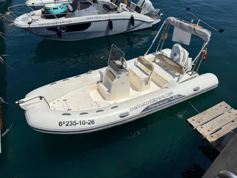 Capelli Tempest 570 a louer à Espagne