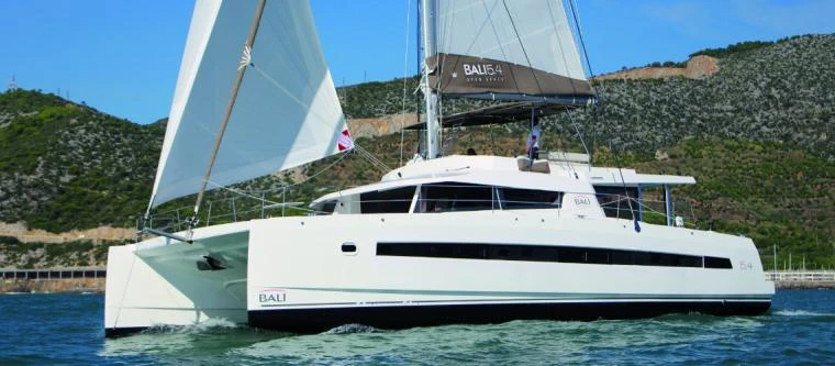 Location bateau Port Cogolin pas cher Bali 5.4