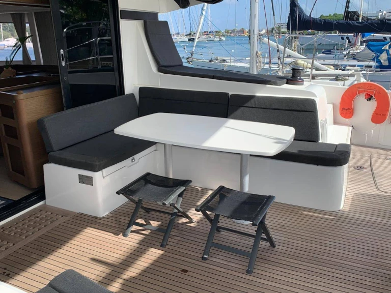 Location bateau Pianottoli-Caldarello pas cher Lagoon 42