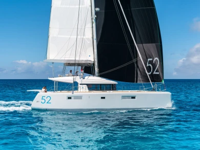 Catamaran rental with or without captain Lagoon Pomer