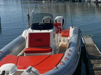 Louez un Nuova Jolly Prince 30 à Port-Camargue