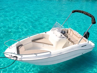 Location bateau Marseille pas cher Activ 455 Open