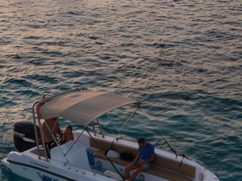 Location Bateau à moteur à Gozo - Buccaneer Buccaneer 23