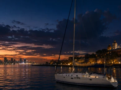 Sailboat rental with or without captain Bénéteau Cartagena