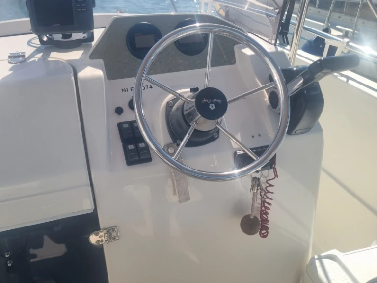 Location bateau Saint-Laurent-du-Var pas cher Pacific Craft 545 Open