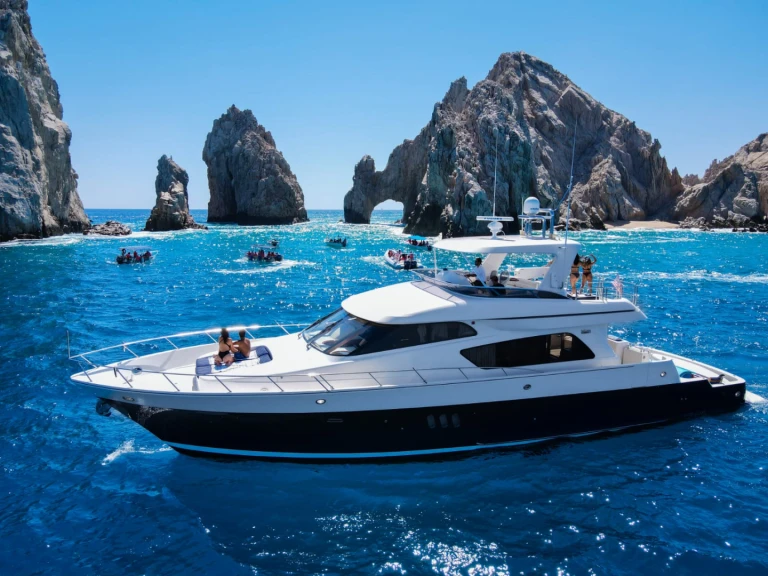 Location bateau Mckinna 70 pilothouse à Cabo San Lucas sur Samboat