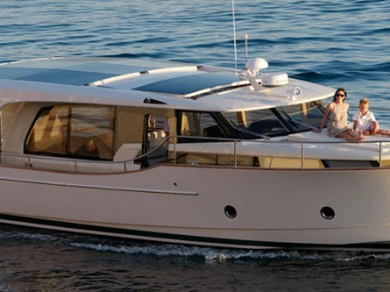 Boat rental Greenline Yachts Greenline 40 in Pula on Samboat
