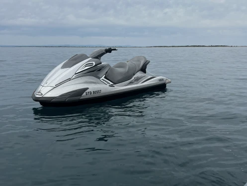 Location à Port-Camargue - Yamaha YAMAHA FX SHO sur SamBoat