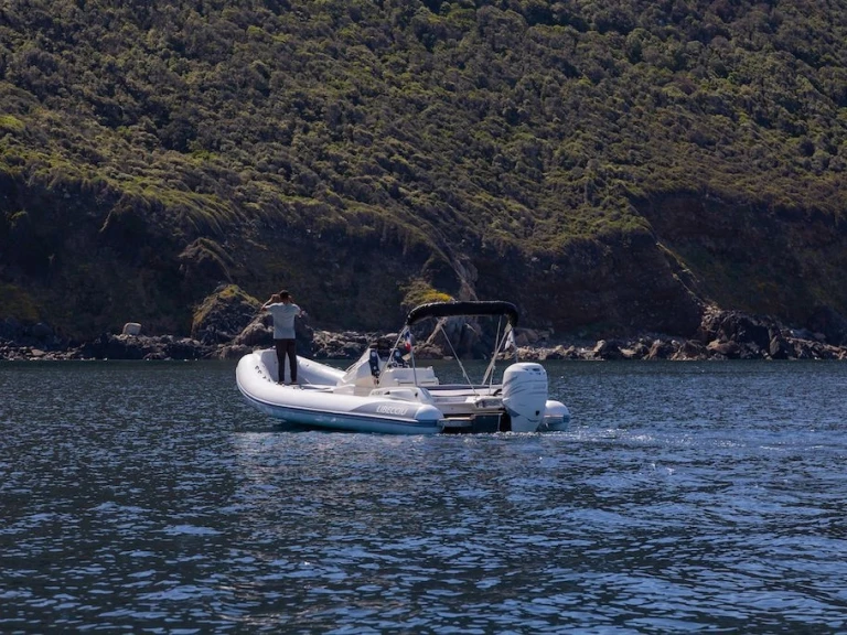 Location à Coti-Chiavari - Kardis KARDIS 880 APACHE sur SamBoat