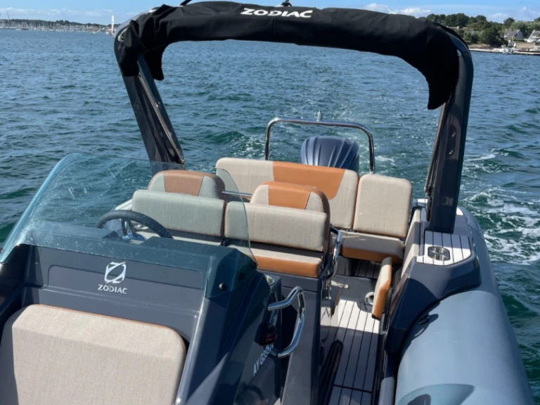 Location bateau La Trinité-sur-Mer pas cher Medline 7.5