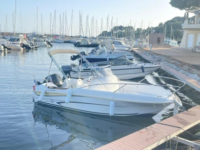 YachtCharter in Carqueiranne - Bénéteau Flyer 550 Open auf SamBoat