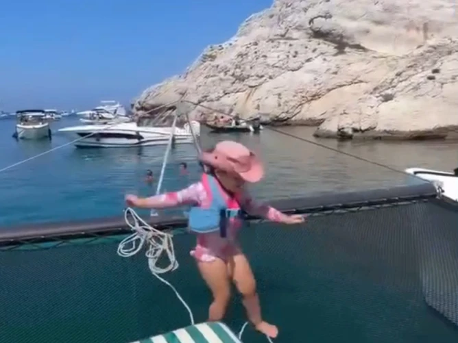 Location Catamaran à Marseille - Fountaine Pajot Louisiane 37