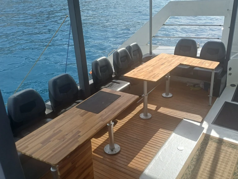 Location bateau Fountaine Pajot Louisiane 37 à Marseille sur Samboat