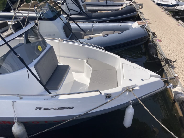 Bateau à moteur à louer à Sanguinet au meilleur prix