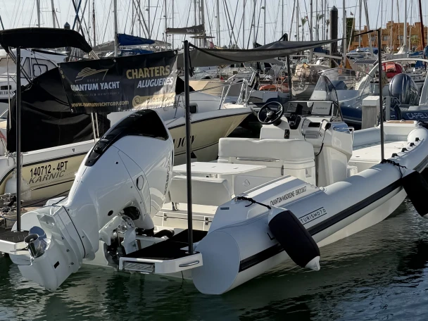 Location Semi-rigide à Marina de Portimão - Lomac Turismo 7.0