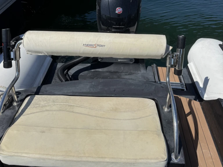 Louer Semi-rigide avec ou sans skipper Hydrosport à La Forêt-Fouesnant
