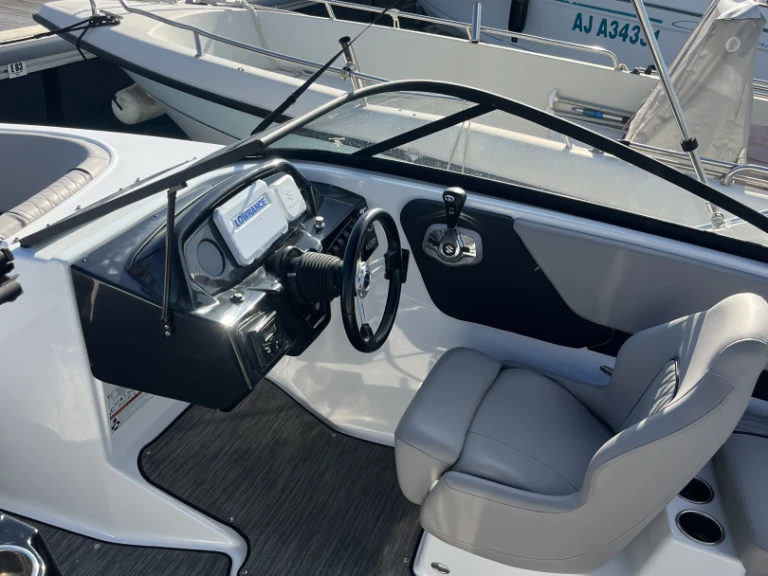 Location Bateau à moteur à Ajaccio - Glastron GT 225
